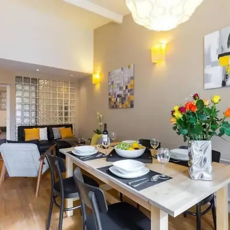 Appartement Historic Penthouse, Steps To Villefranche-sur-Mer