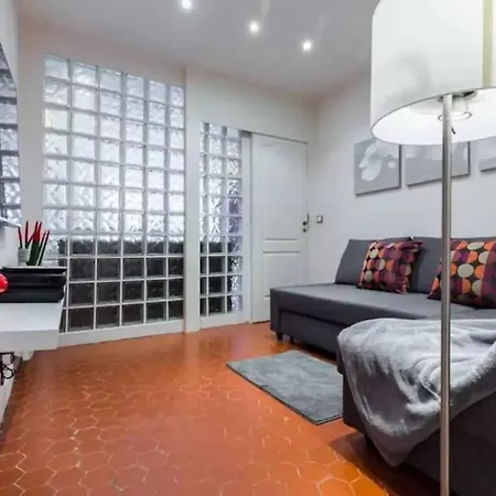 Historic Penthouse, Steps To